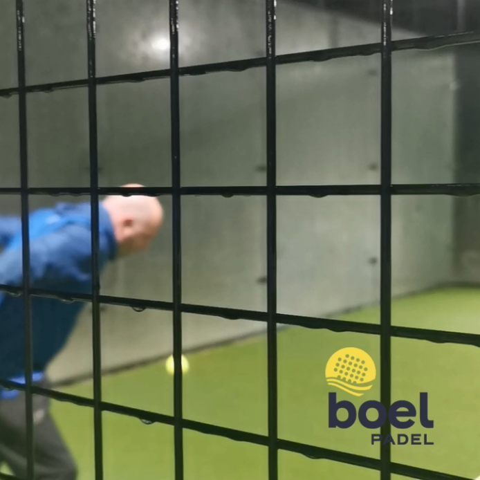 Zo ziet een vrijdag eruit op de velden van Boel Padel: we Meet & Play!
Ontmoet medespelers van je eigen spelniveau, speel matches onder begeleiding én maak daarna nader kennis aan de bar onder het genot van een hapje en een drankje.
Steevast volzet, dus tijdig inschrijven is het advies.. Maar iedereen is welkom voor de nabespreking / de after-party!
#boelpadel #meetnplay #padelclub #padelclubavond #tgif #padeltemse #temse #tamise #padelnieuws #welovepadel